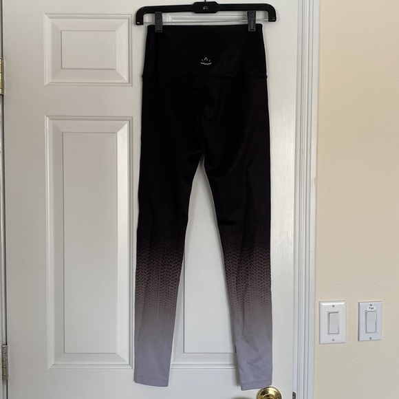 Beyond Yoga ombré leggings - Picture 4 of 6